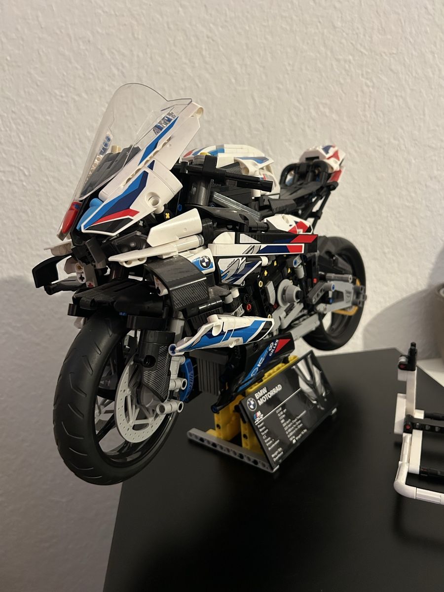 Lego Jeux de construction: Lego BMW M1000RR - 42130 – D'occasion à Thörishaus par Luismdbarbosa