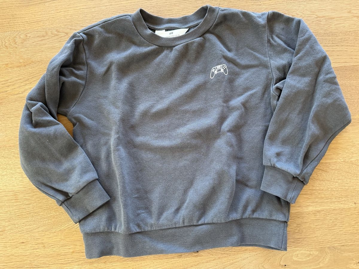 H&M Maglioni & Felpe: H&M Pullover Gr. 122/128 – Usato da Goldswil venduto da Fisel 1