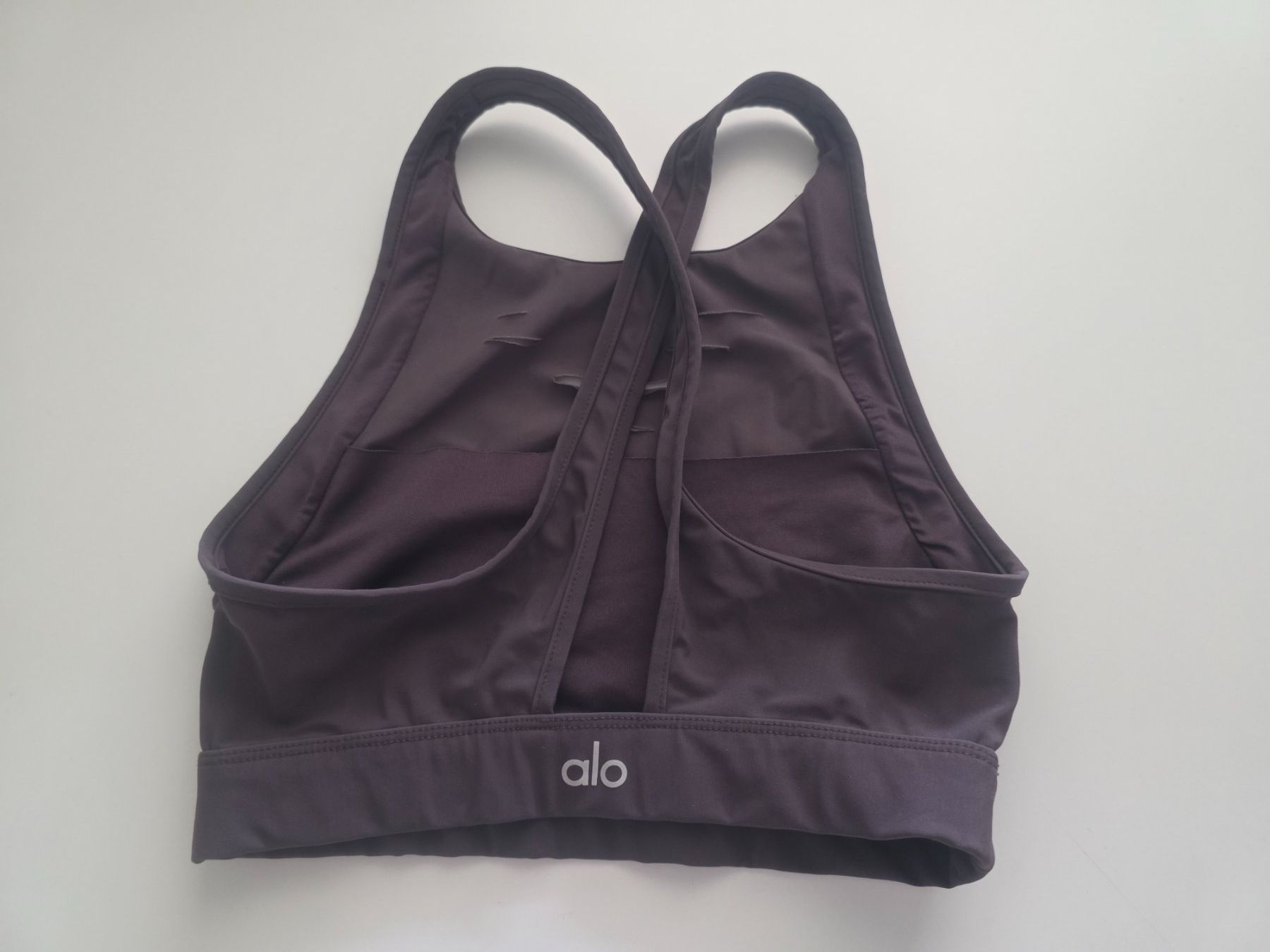 Alo Yoga Top: Alo Sport Top Gr s – Usato da Wichtrach venduto da Elenagonzi