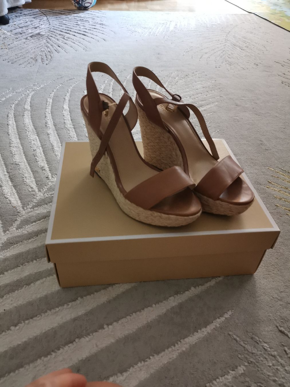 Michael Kors Damenschuhe: Sandales Michael Kors – Neu (gemäss Beschreibung) aus Biel/Bienne von Edi5Roli3
