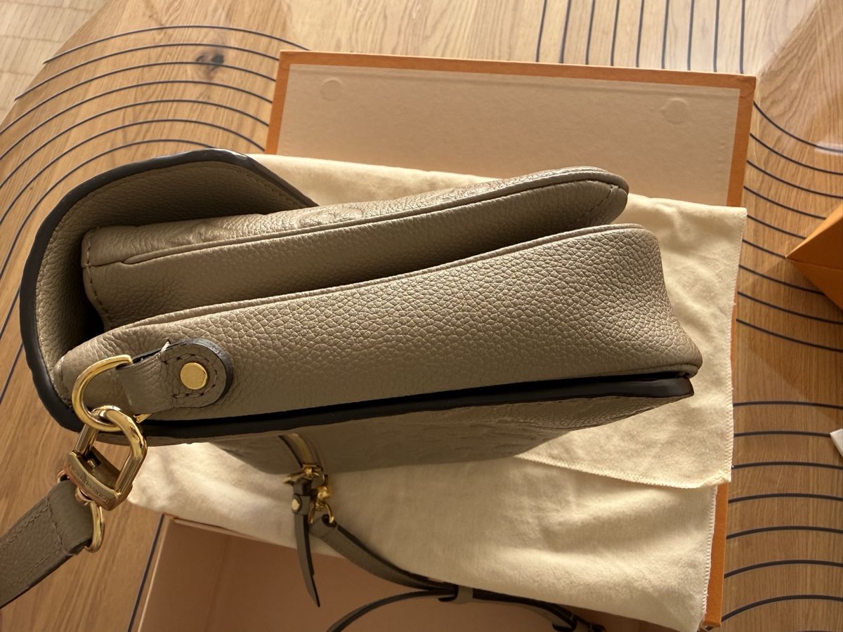 Louis Vuitton Sacs femmes: Louis Vuitton METIS Tourterelle mit Box – D'occasion à Zürich par S.N.K.R.Z 3