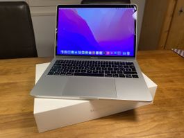 MacBook Pro 13,3“ 256GB