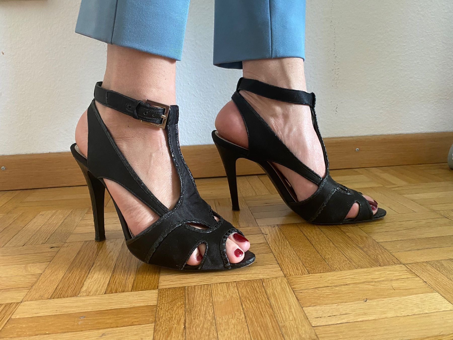 Karen Millen Damenschuhe: Die Schuhe von KAREN MILLEN – Gebraucht aus Zürich von dub_tj95