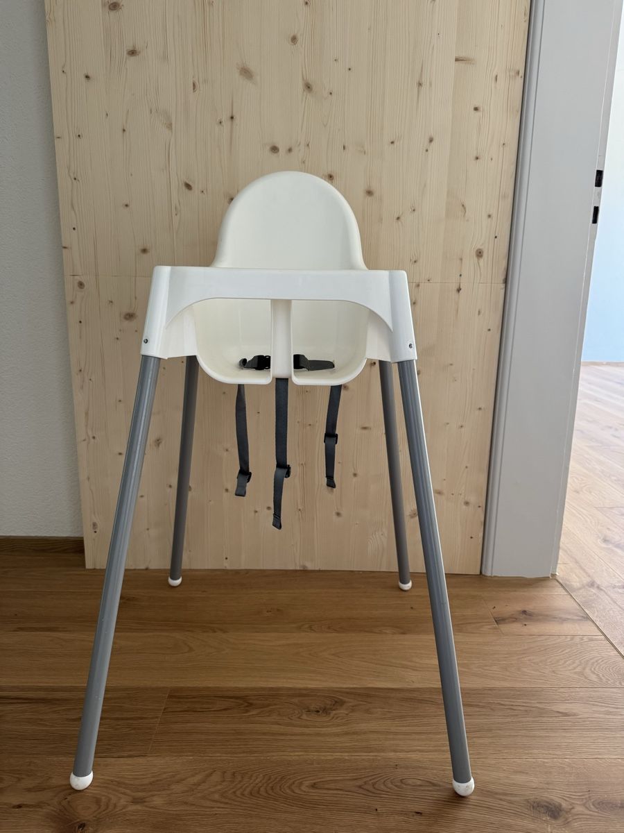 Ikea Chaises hautes: Kinderstuhl Ikea – D'occasion à Oberrieden par Anirahtak