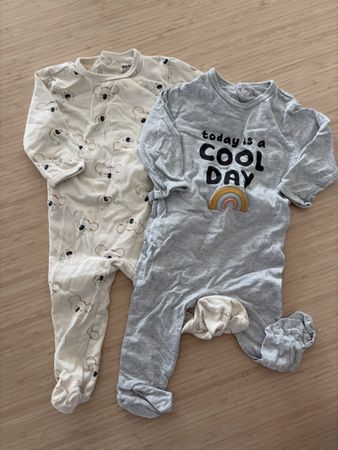 Lot de 2 pyjamas à pieds unisexe pour bébé Kiabi, taille 68