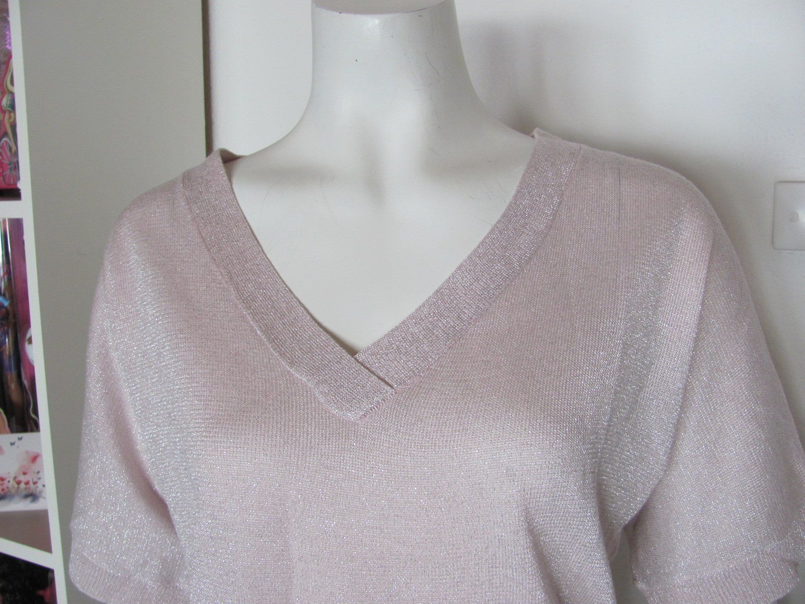 La Redoute Maglioni & Felpe: Damen Pullover kurzarm rosa Glitzer V-Ausschnitt neu – Usato da Gümligen venduto da Fantapanda 1