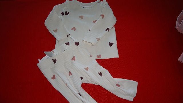 Lotti & Set di vestiti: Baby Mädchen Kleiderpaket, Grösse 62 Set – Usato da Ergisch venduto da Haemmerli59 3