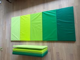 2 x IKEA PLUFSIG Faltbare Turnmatte für Kinder, blau/grün