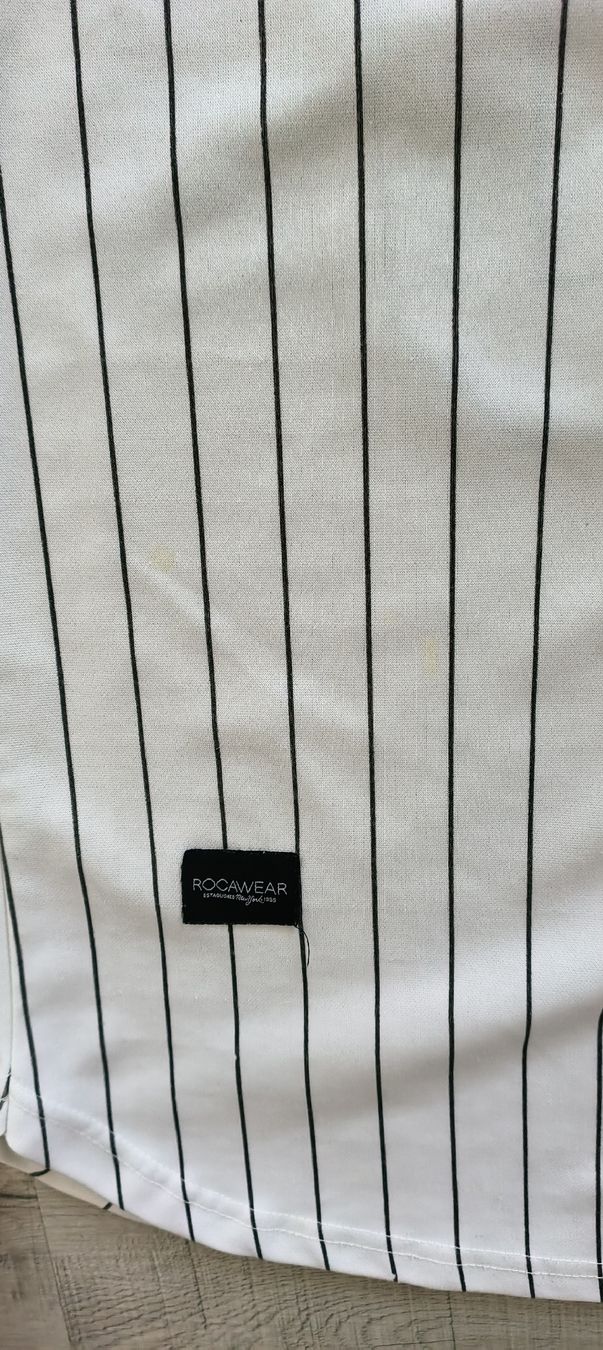 T-shirt: Brooklyn t-shirt – Usato da Beringen venduto da Holly.80 6