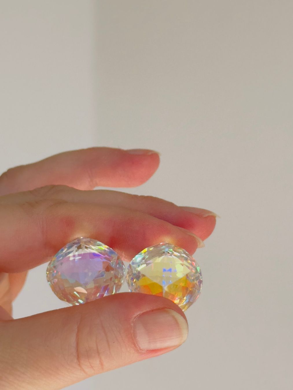Edelsteine: GEMSTONE (PAIR 2) 104,5 ct  Rainbow Cube Cut Loose – Neu und originalverpackt aus Genève von AWWA 6