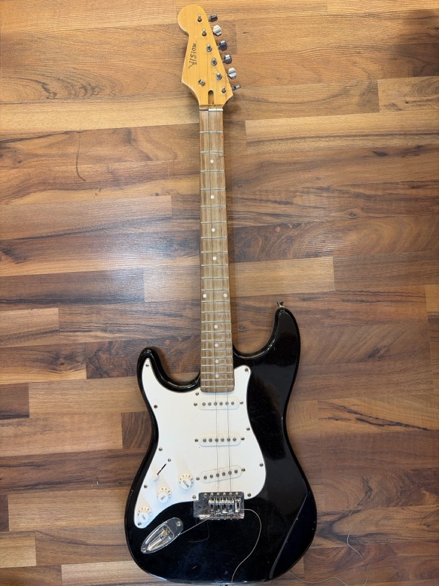 Instruments de musique: E Gitarre Vision  – D'occasion à Füllinsdorf par Rollex