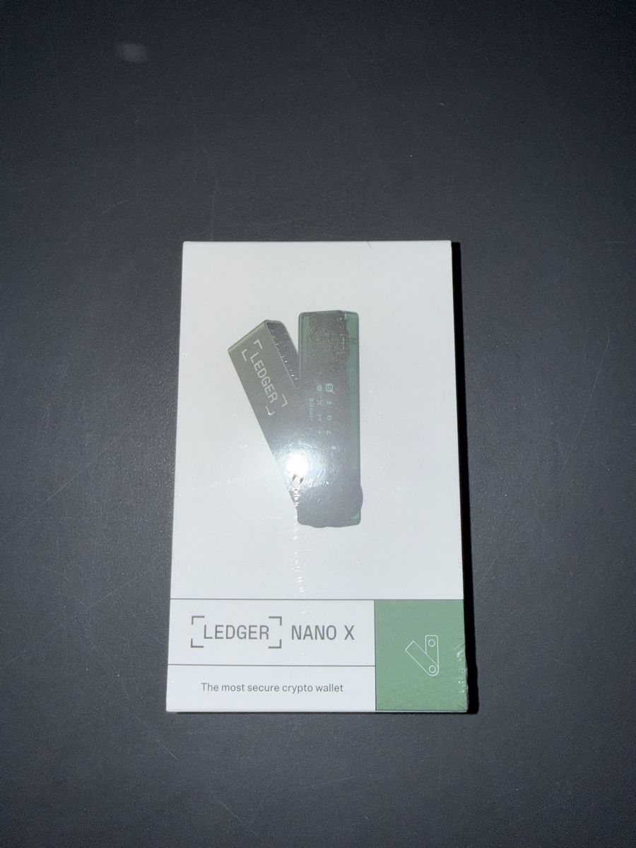 Ledger Coin Miner: Ledger Nano X – Nuovo e nell'imballaggio originale da Nyon venduto da tgg_2lbb