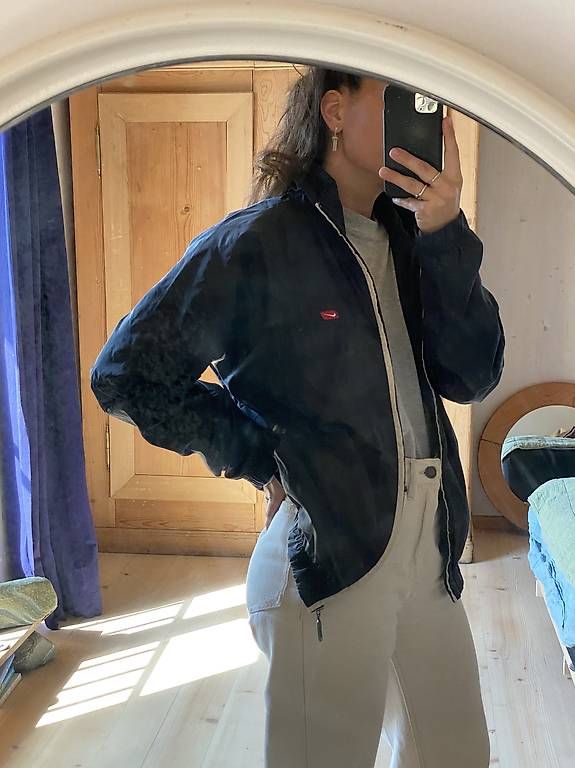 Nike Jacken: Nike Sportjacke – Gebraucht aus Hausen am Albis von CinziaR 1
