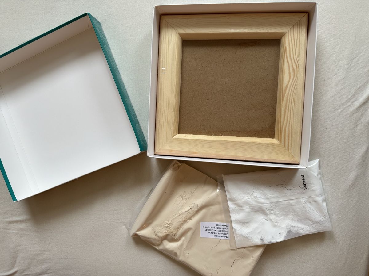 Kit bricolage: Baby Handprint Footprint Casting Kit New – Nuovo e nell'imballaggio originale da Zürich venduto da pat_rx9j 1