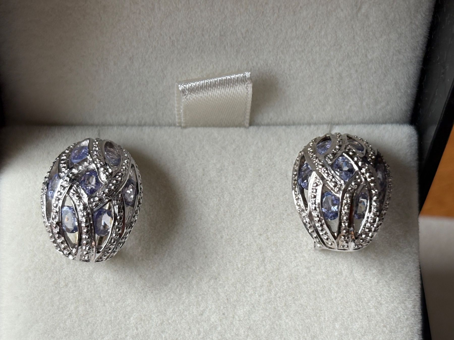 Boucles d'oreille: Tansanite Creolen, Silber 925 – Neuf (Voir description) à Brugg AG par lau_9rvy 2