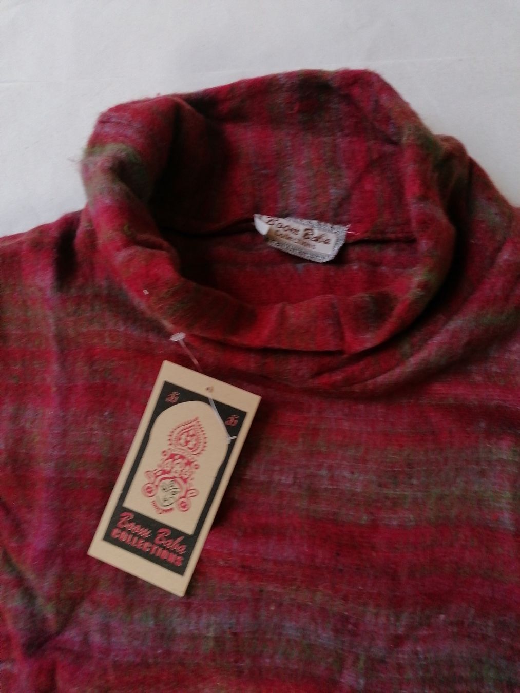 Pulls & Sweat-shirts: Kuscheliger Pullover Fransen rot/grün Gr. One size Boom Baba – Neuf (Voir description) à Klingnau par vollmond36 6