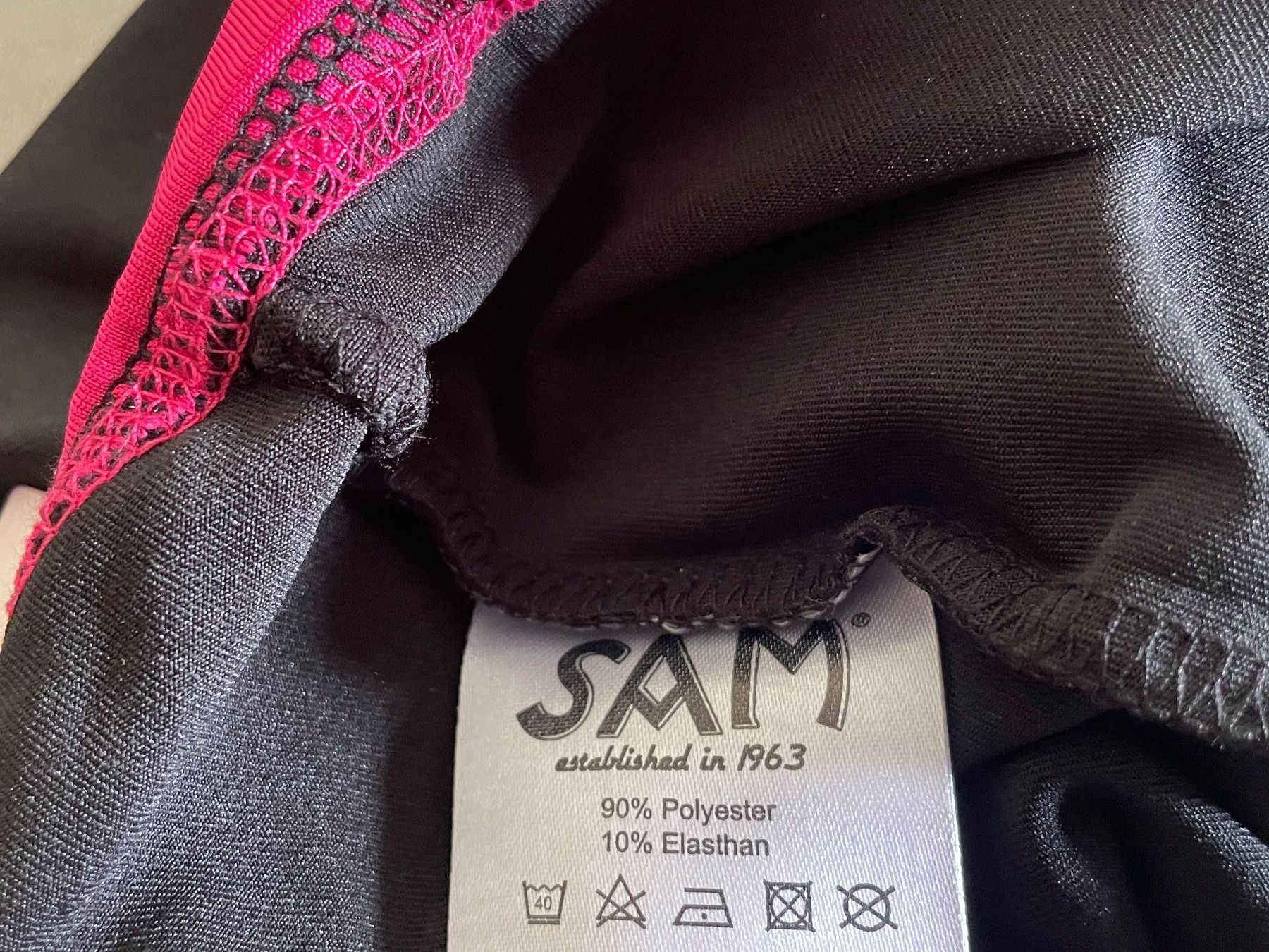 Roberto Geissini Pantaloni: Trainerhose/Jogahose/Freizeithose Uncle Sam/Gr. L/OVP – Nuovo e nell'imballaggio originale da Volketswil venduto da rubin74 5
