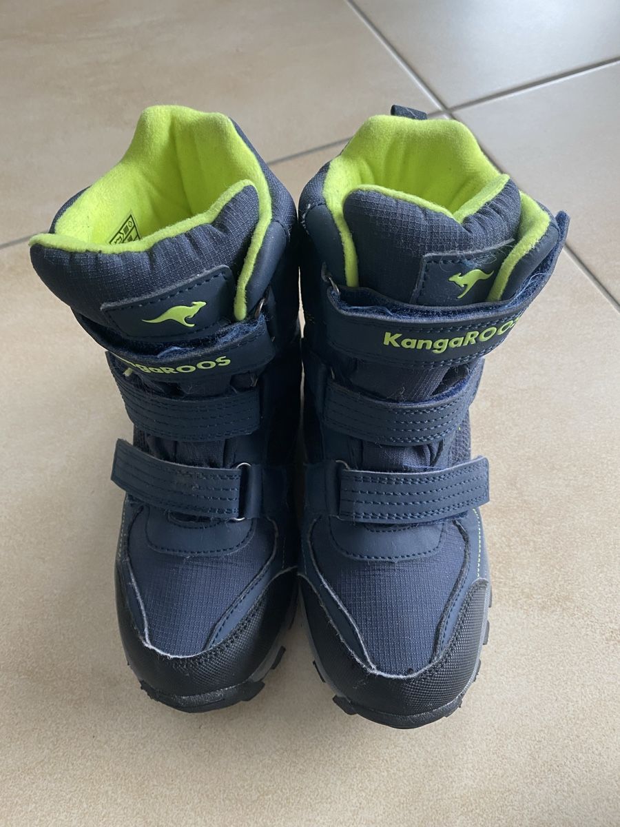 Scarpe per ragazzi: Schöne warme Stiefel Grösse 31 – Usato da Meinier venduto da wellico22