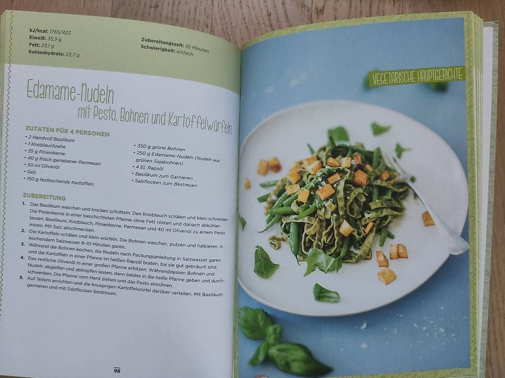 Livres: Kochbuch: Low Carb Gemüsenudeln – D'occasion à Winterthur par Lisa123456789 4