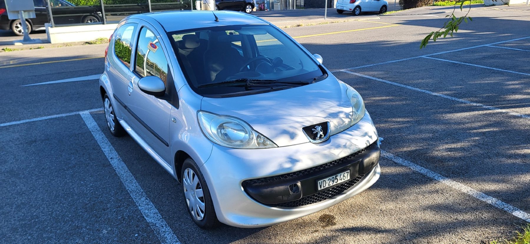 Peugeot Autos: Peugeot 107  – Gebraucht aus Denges von inox--2