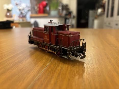 Modellini di ferrovie: Ancienne locomotive  – Usato da Orbe venduto da car_8grw 3