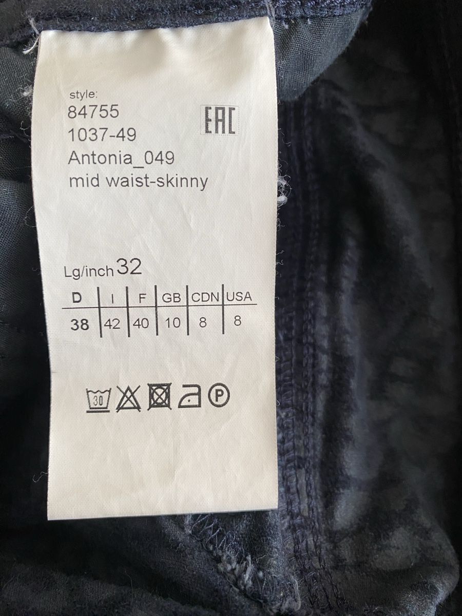 Jeans: Jeans dark blue – Usato da Basel venduto da dar_ch4051 3