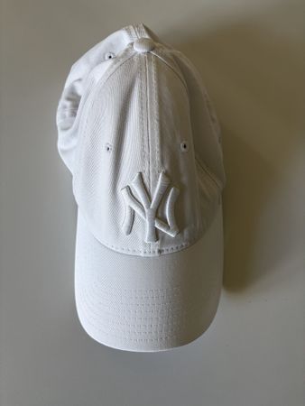 Cap New Era New York Yankees League Essential 9FORTY White/W
