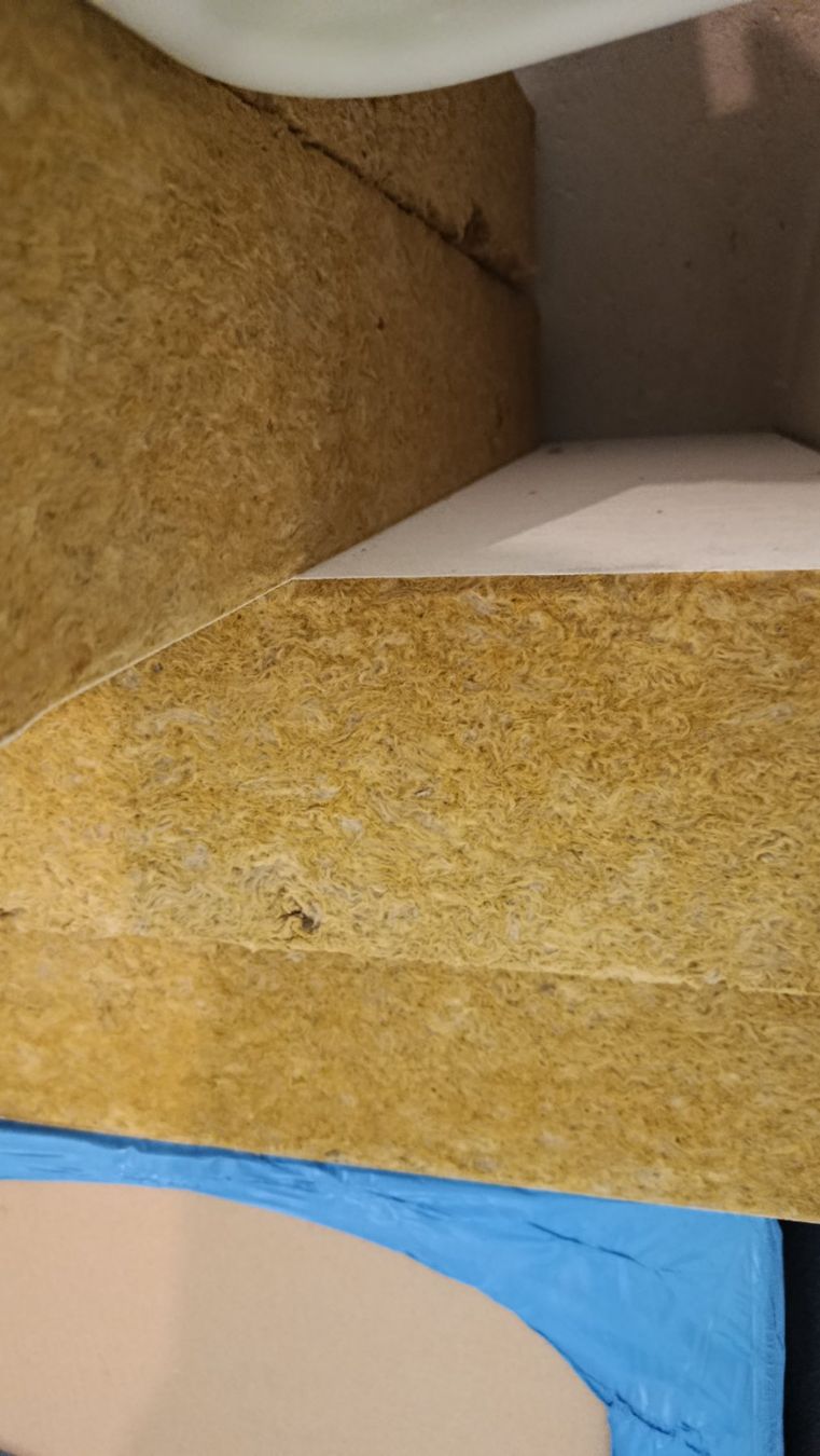 Füllmaterial: Isolation Steinwolle Dämmplatten neuwertig Flumroc – Neu (gemäss Beschreibung) aus Wallisellen von Stiarsas 2