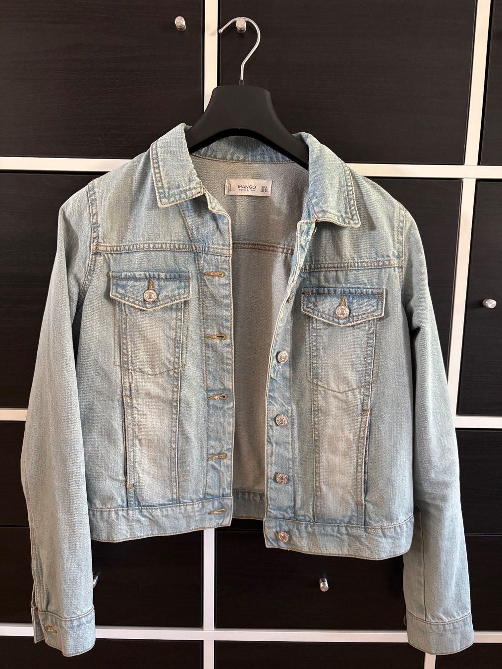 Mango Giacche: Damen Jeansjacke hellblau – Usato da Rhäzüns venduto da Nadl77 3