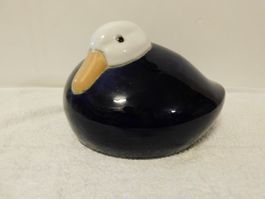 Dekorative Keramik-Ente, dunkelblau, handbemalt!