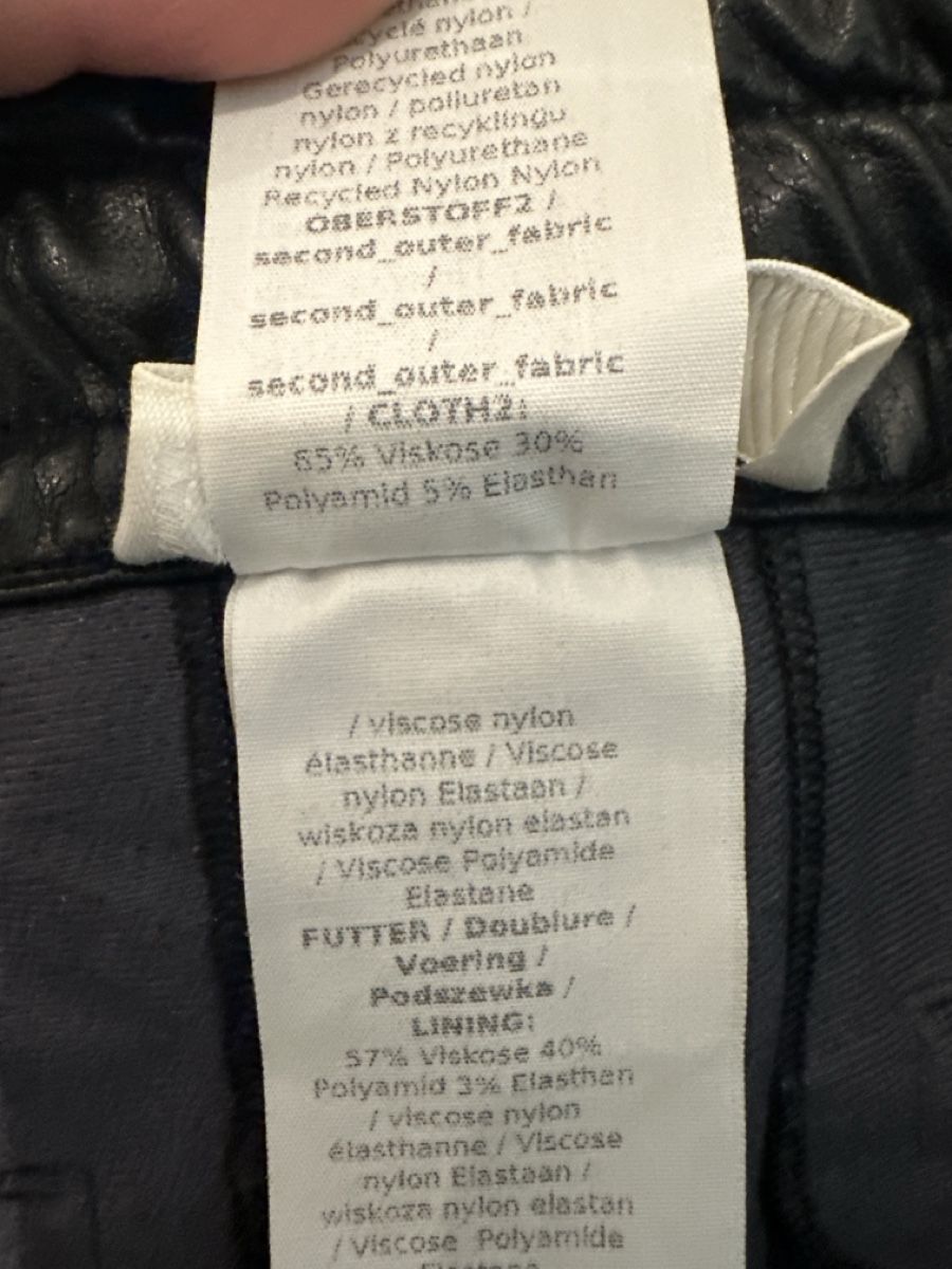 Airfield Pantaloni: Airfield Kunstlederhose Gr. 34 – Nuovo (secondo la descrizione) da Othmarsingen venduto da Darija7 3