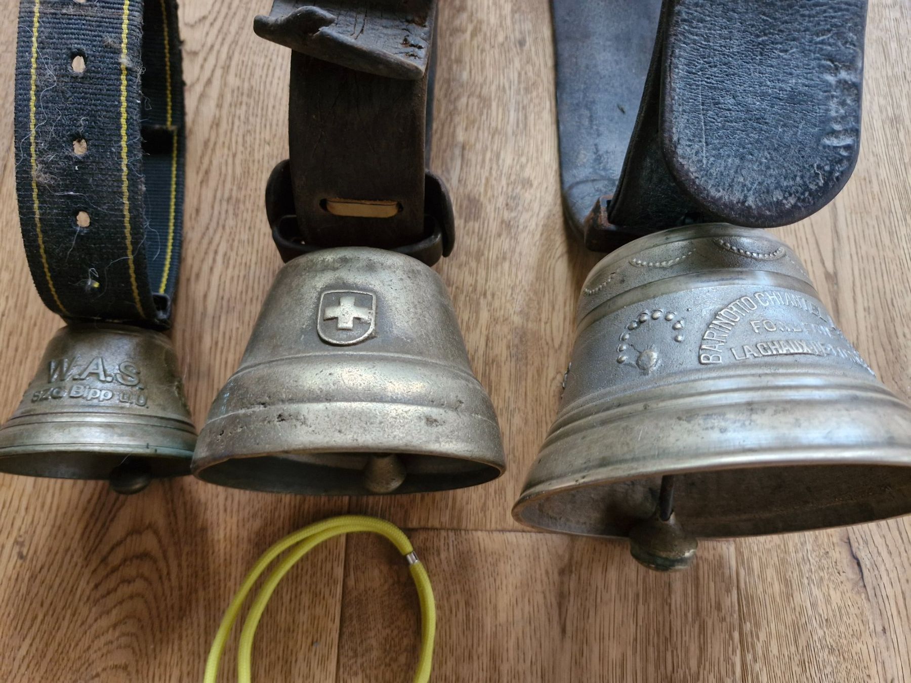 Campanacci mucche: Glocken Treicheln – Usato da Guarda venduto da rue_bpd7 1