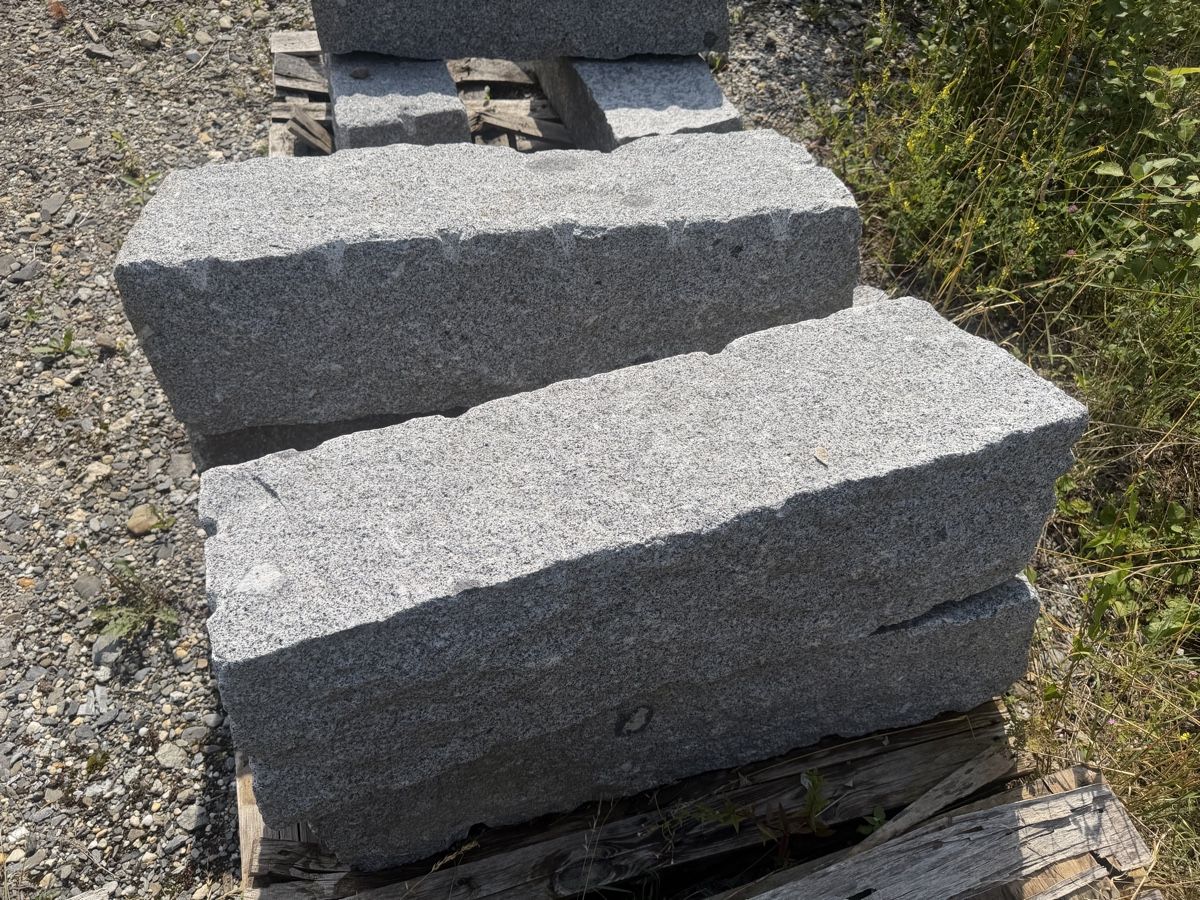 Pietre & tegole: Blocksteine 30x30 cm, freie Längen – Nuovo (secondo la descrizione) da Flims Dorf venduto da inf_dj8q 2