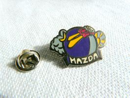 • Mazda Auto Marke marque voiture  +Versand Pin M8V.21