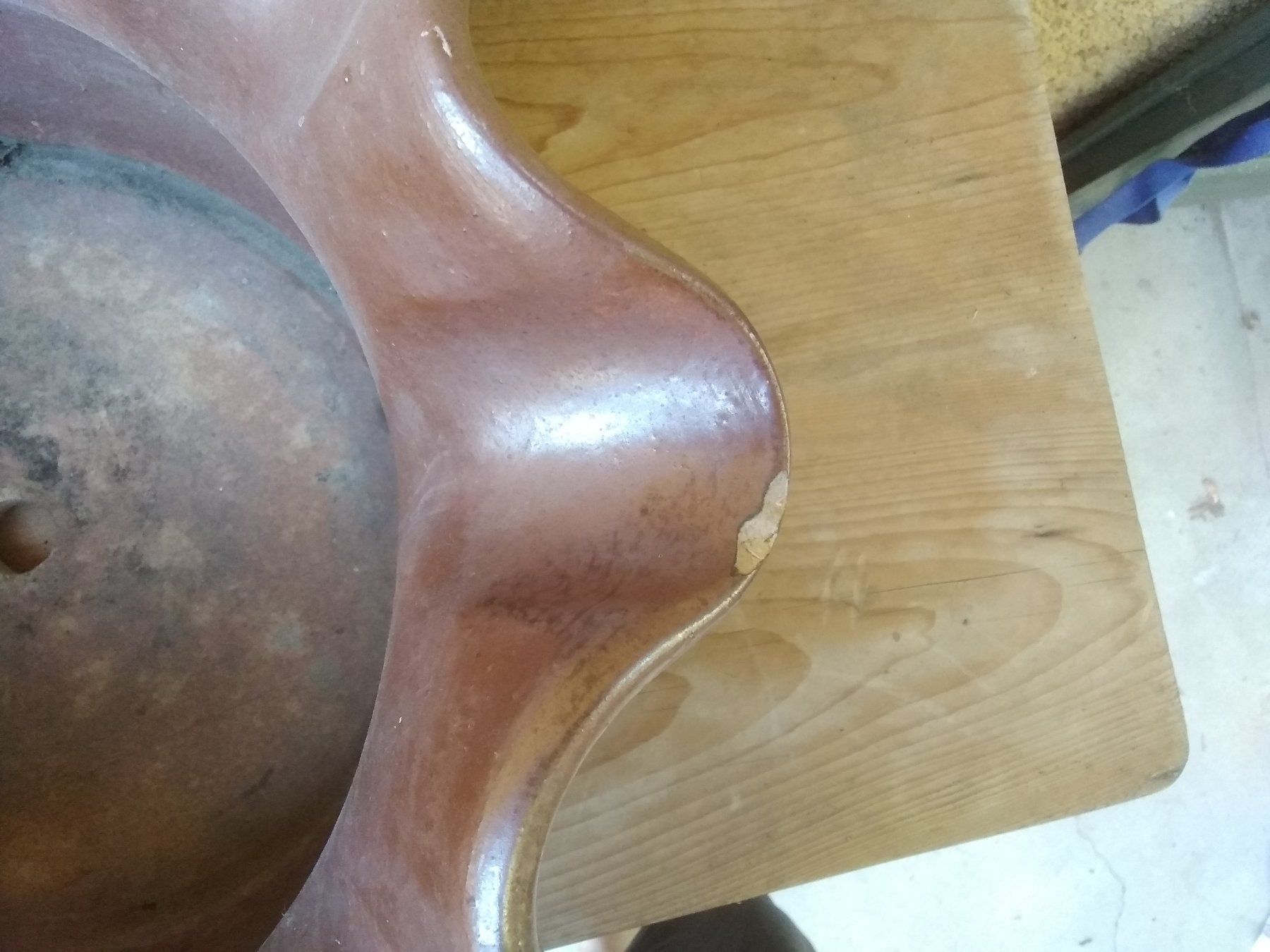 Blumentöpfe: Grosser Blumentopf gefächert braun glasiert – Gebraucht aus Siblingen von Jayuah 2
