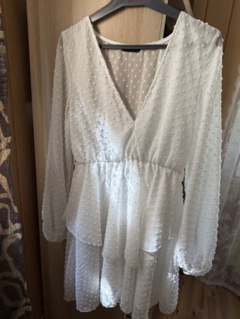 Robe courte blanche SHEIN manches longues état neuf