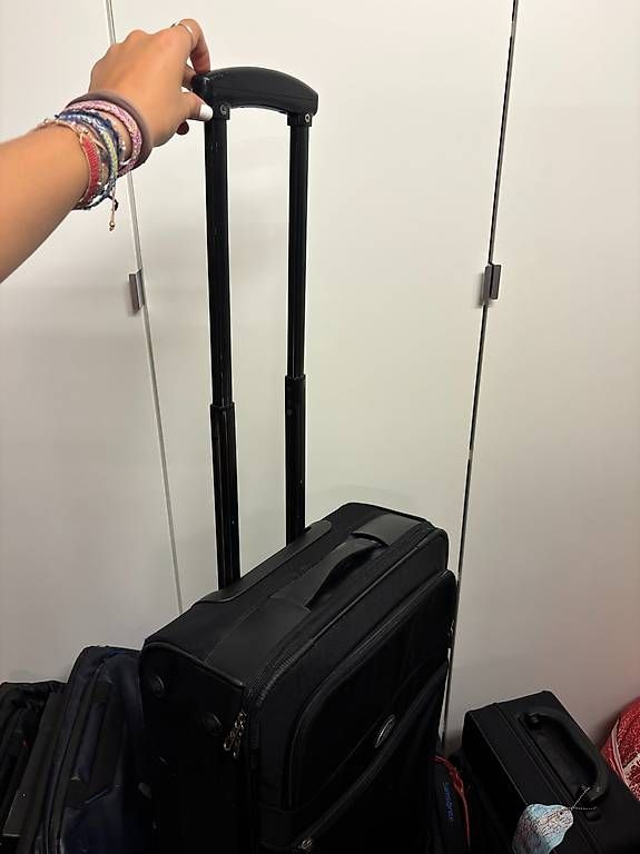 Valises de voyage: Samsonite Carry On Koffer – D'occasion à Meilen par larakuppel 2