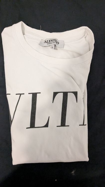 Valentino T-Shirts: Valentino T-shirt – Gebraucht aus Morges von aya_65lb 1