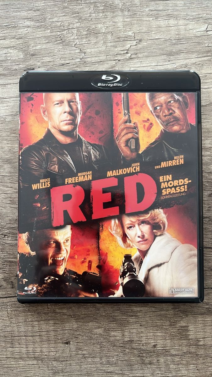 Tutti i DVDs: Blu-ray Film: RED – Usato da Frutigen venduto da abr_w5b2