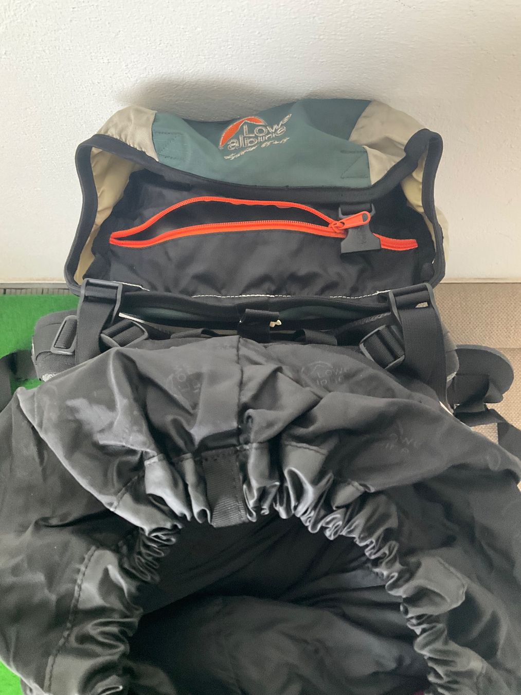 Sacs à dos: Reise Rucksack – D'occasion à Hittnau par Bachmann11 4