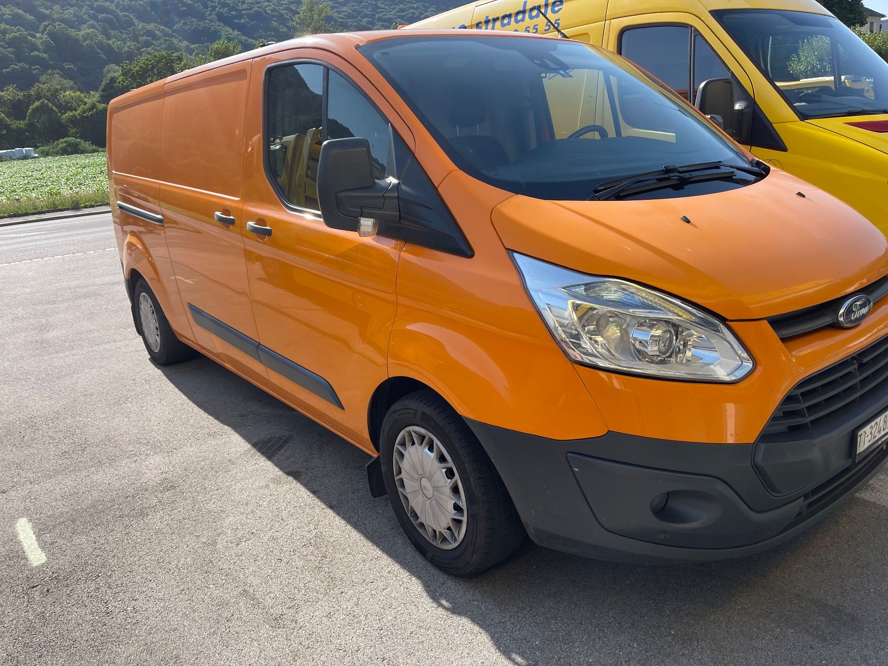 Ford Nutzfahrzeuge: Furgone Ford Transit Custom 155ps – Gebraucht aus Lugano von Cbr840328 1