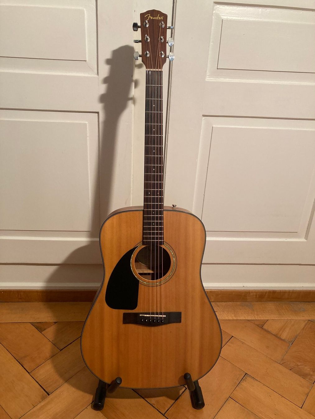 Fender Strumenti musicali: Fender Acoustic Guitar Lefthanded – Usato da zürich venduto da Acanto