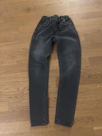 C&A Thermojeans Gr. 158 – Dunkelgrau, warm gefüttert