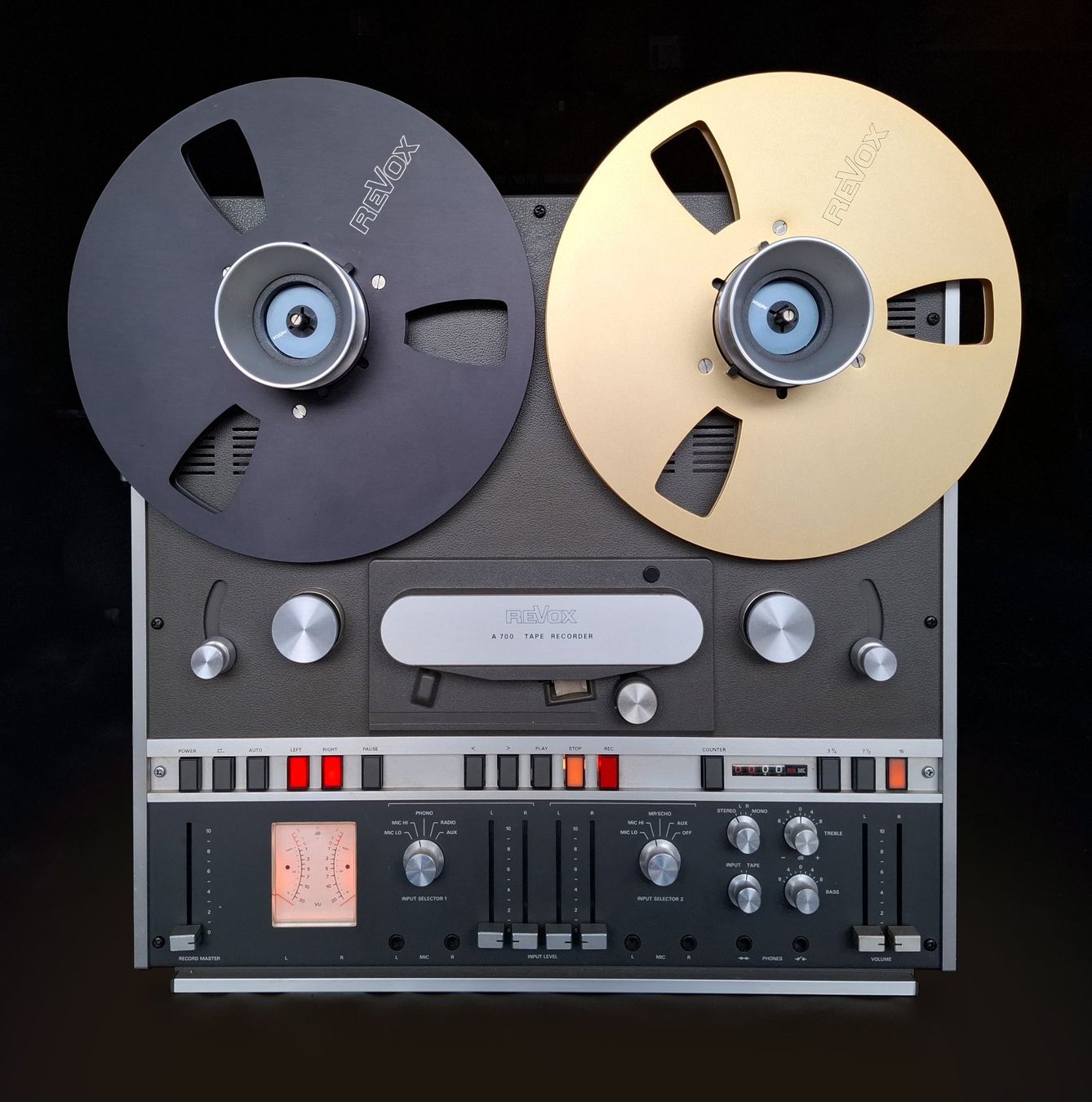 Revox Apparecchi a nastro: Revox A700 - 2 pistes stéréo - 1973 – Usato da Monthey venduto da BOX50