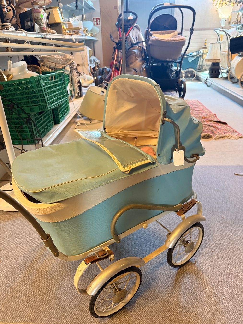 Carrozzine: Poussette ancienne 2, vintage – Usato da St-Maurice venduto da antikdestok 4
