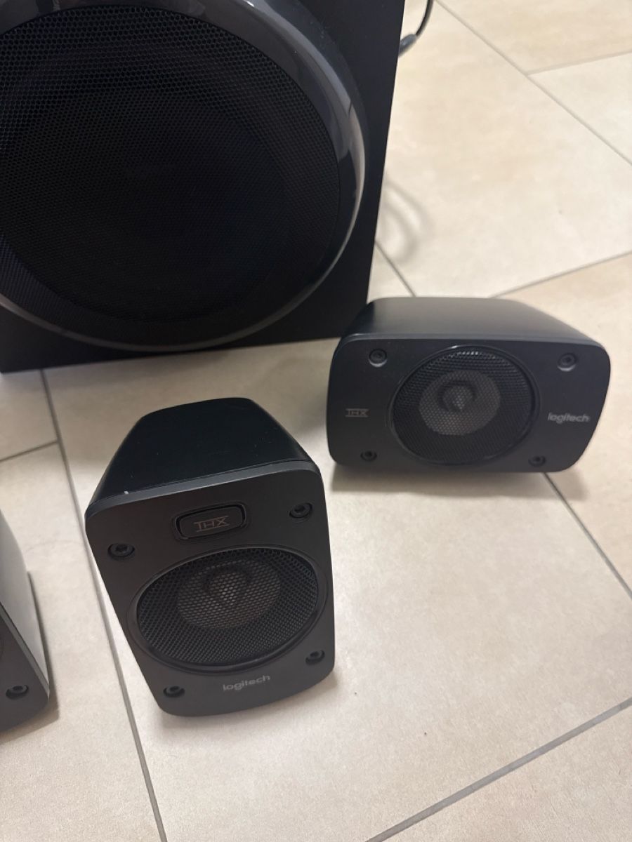 Logitech Home Cinema: Logitech Z906 Lautsprecher System THX – Usato da Bern venduto da fab_tx65 2