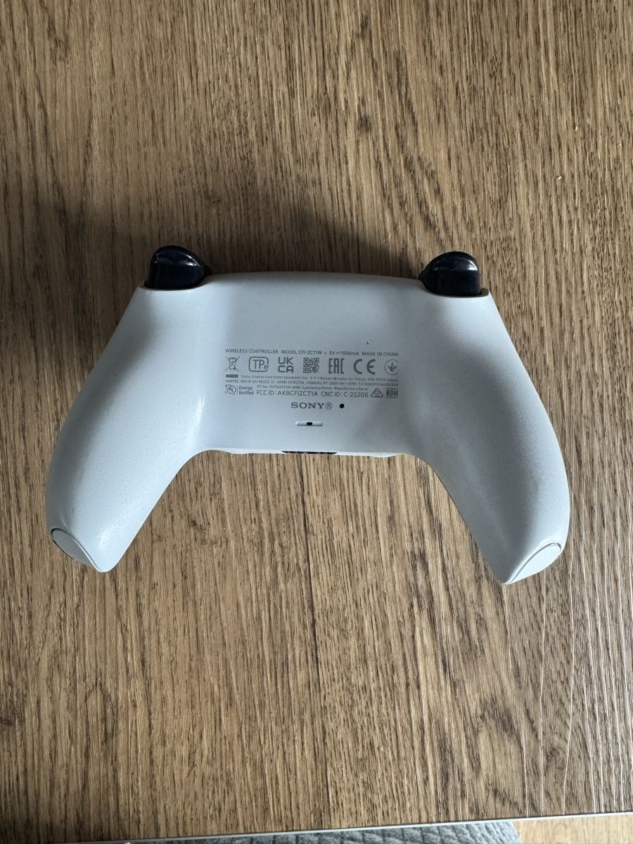 Sony Manettes: PS5 DualSense Controller Custom Design – D'occasion à Glarus par gre_7llq 1