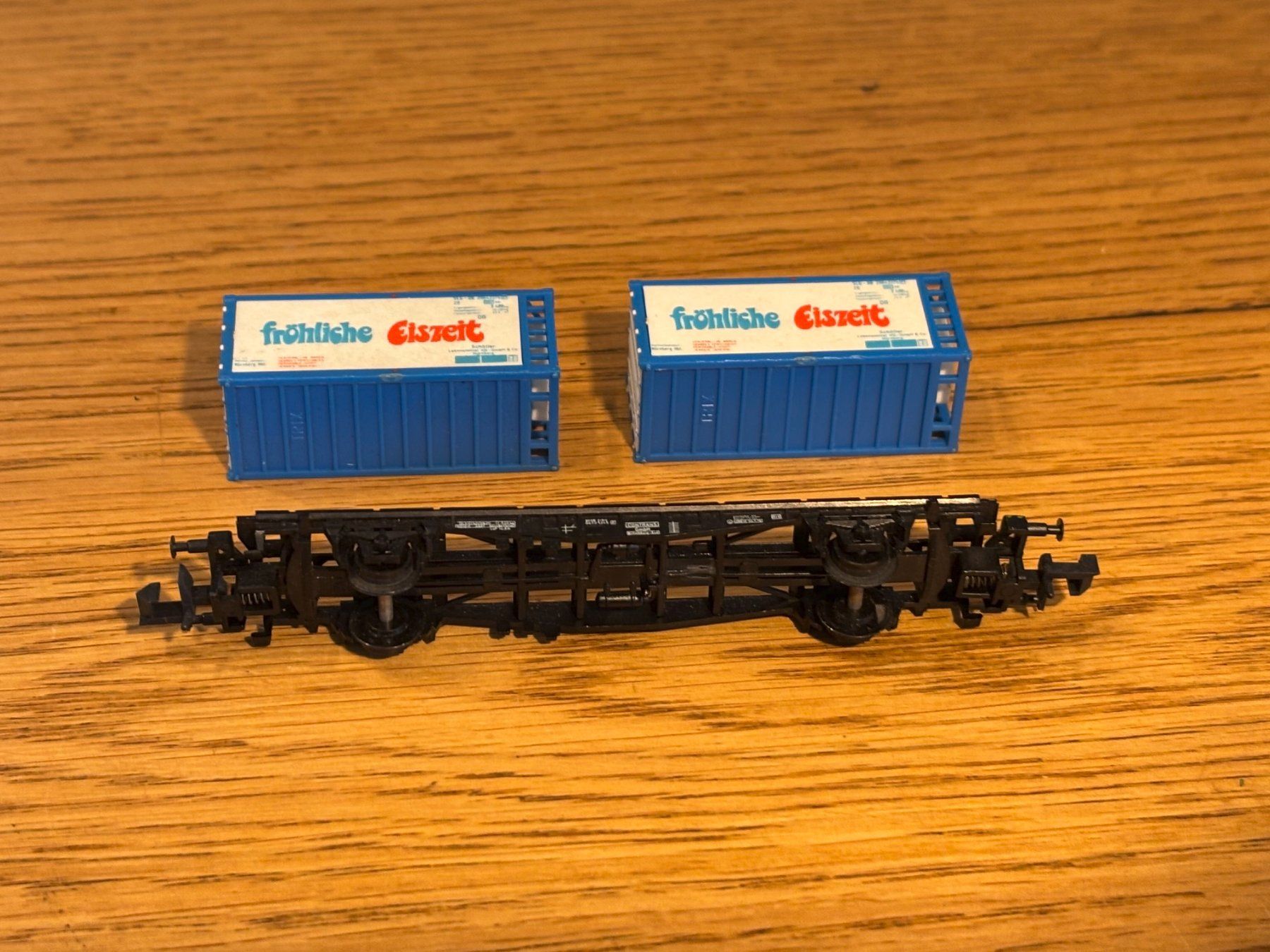 Modellini di ferrovie: e1853: Containerwagen (Spur N) – Usato da Birsfelden venduto da Birs_25 4