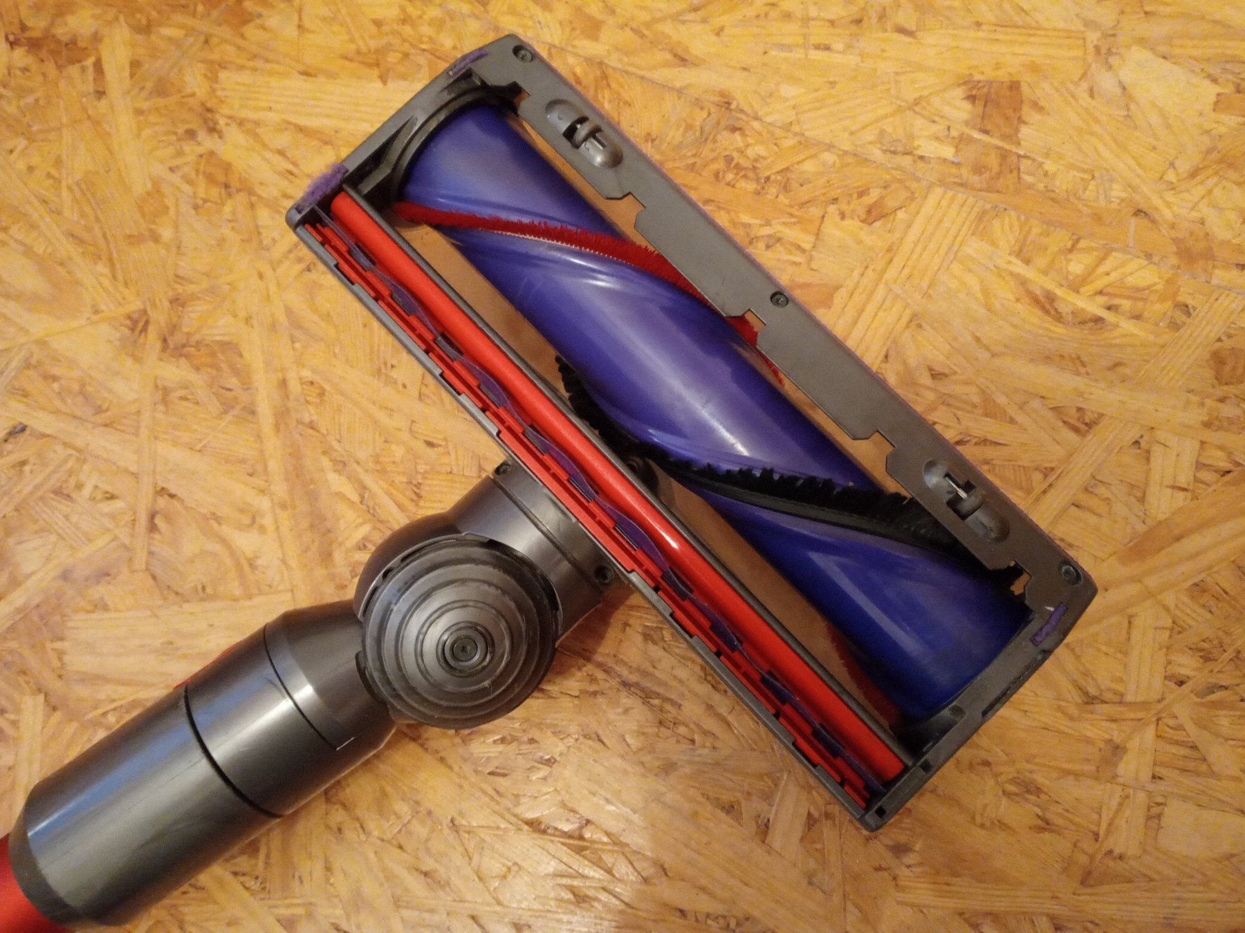 Dyson Staubsauger & Zubehör: Dyson V10 Staubsauger – Gebraucht aus Prez-vers-Siviriez von Monija70 5