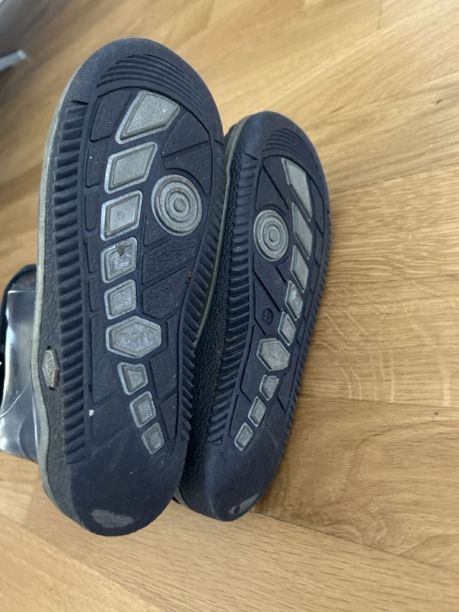 Schuhe für Jungen: Regenstiefel – Gebraucht aus Schlieren von Gizmo8952 1